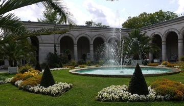 700x450-crop-90-brunnen_bei_der_wandelhalle.jpg