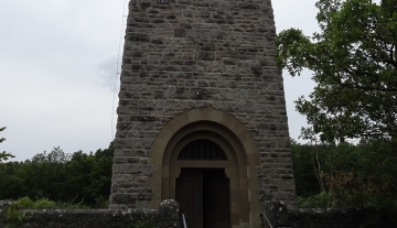 700x450-crop-90-eingang_zum_wittelsbacher_turm.jpg