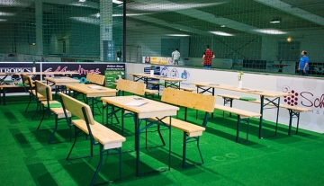 700x450-crop-90-indoorfussball_kissinger_himmel.jpg
