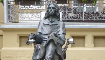 700x450-crop-90-statue_von_fuerst_franz_2_rakoczy.jpg