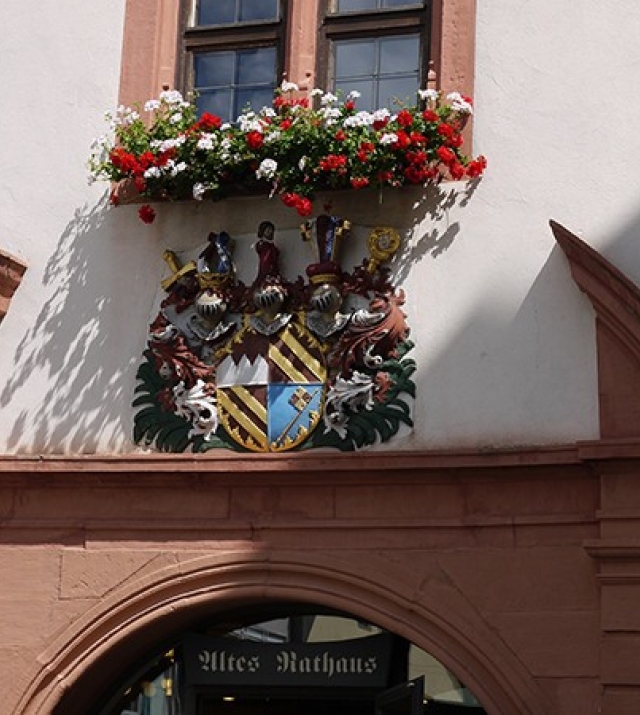 700x450-crop-90-wappen.jpg