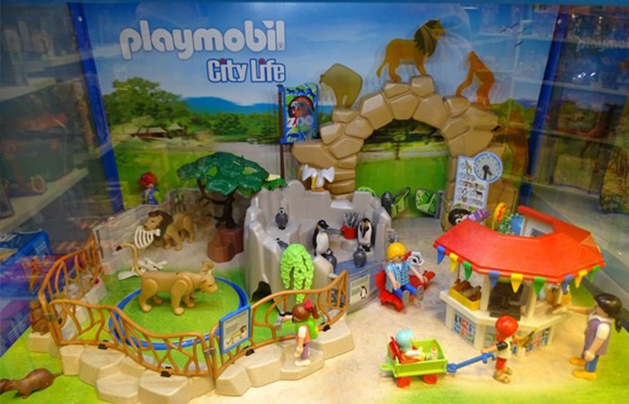 Playmobil